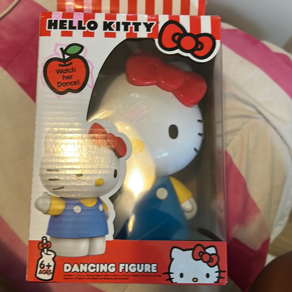 Hello kitty dancing figure - Picture 1 of 2
